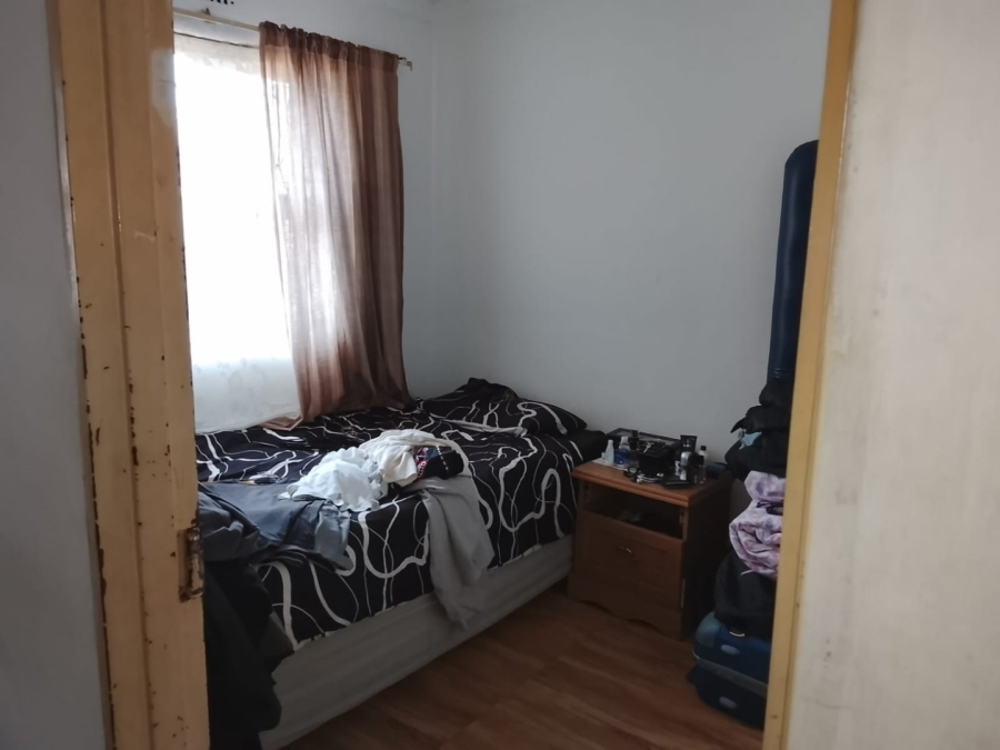  Bedroom Property for Sale in Llitha Park Western Cape